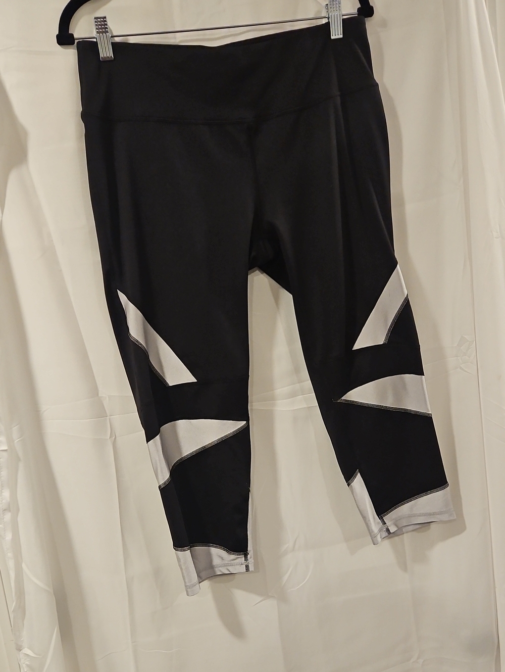 MTA Sport Black and Silver Capri Leggings